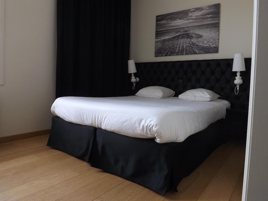 Hotel Le Parisien Ostend Room photo